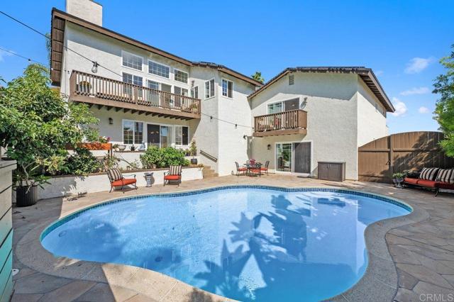 4814 Refugio Avenue, Carlsbad CA: https://media.crmls.org/mediaz/35b2b26f-550a-46be-9d0e-d2e29bd36088.jpg