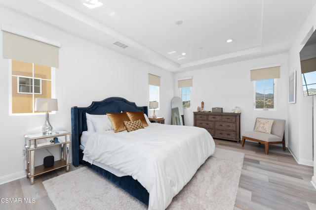 20843 Acorn Circle, Porter Ranch CA: https://media.crmls.org/mediaz/35b3003d-8c61-4a89-85ef-45c5e79bd58c.jpg