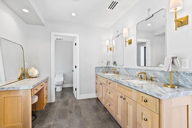 18290 Cochrane Road, Morgan Hill CA: https://media.crmls.org/mediaz/35b3a180-36b3-45f9-9cd0-478ca2159d91.jpg