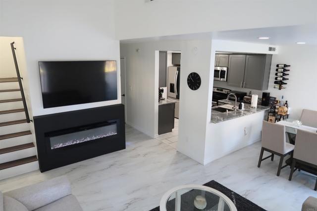 Detail Gallery Image 4 of 41 For 5430 Baltimore Drive #70,  La Mesa,  CA 91942 - 3 Beds | 2/1 Baths