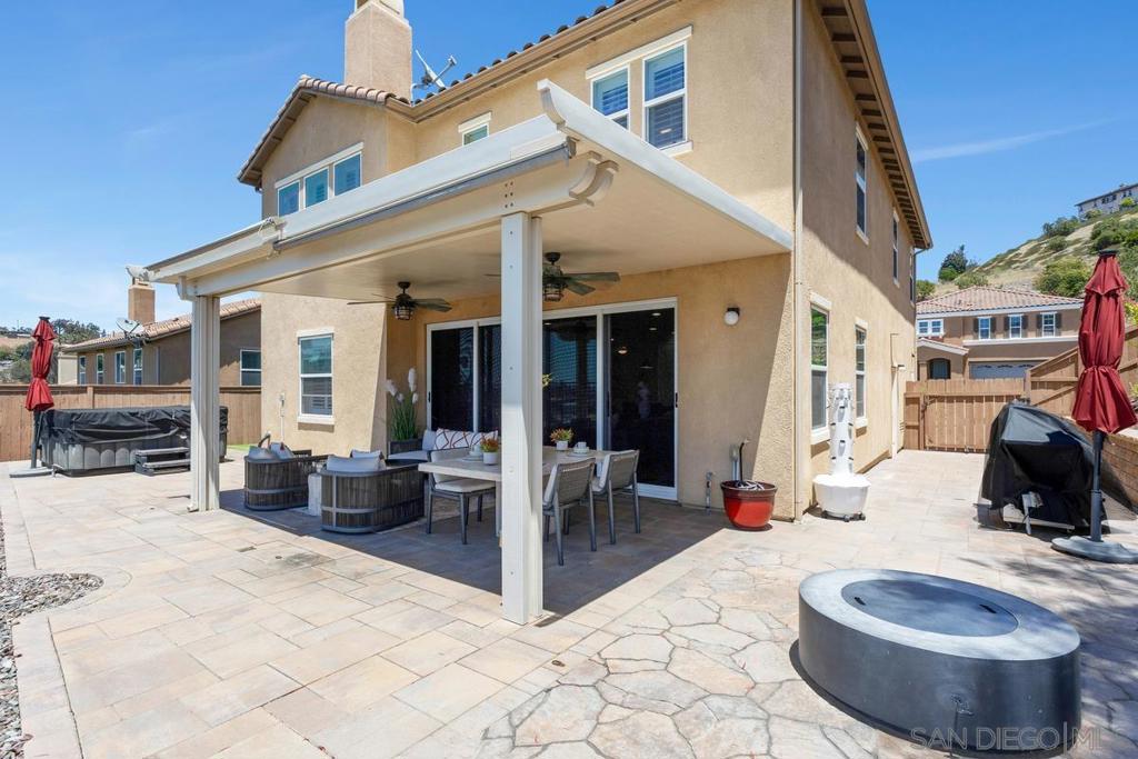 1748 Avenida Regina - photo 18