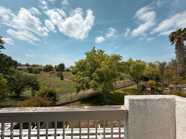 24632 Brighton Drive, Valencia CA: https://media.crmls.org/mediaz/35b5486e-61cf-4c96-a938-f75b81419c47.jpg