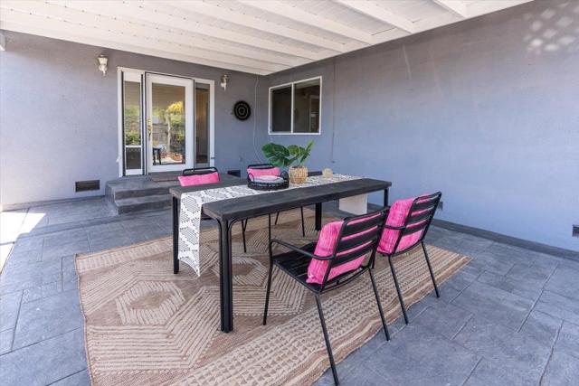 140 Suburbia Avenue, Santa Cruz CA: https://media.crmls.org/mediaz/35b66c74-584c-47bd-a83b-cb5e612d0094.jpg