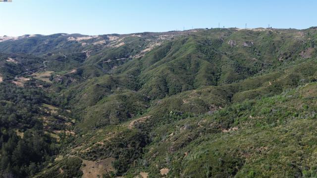 11311 Pine Flat, Healdsburg CA: https://media.crmls.org/mediaz/35b70472-42aa-4a6c-b628-768f8753ccaa.jpg