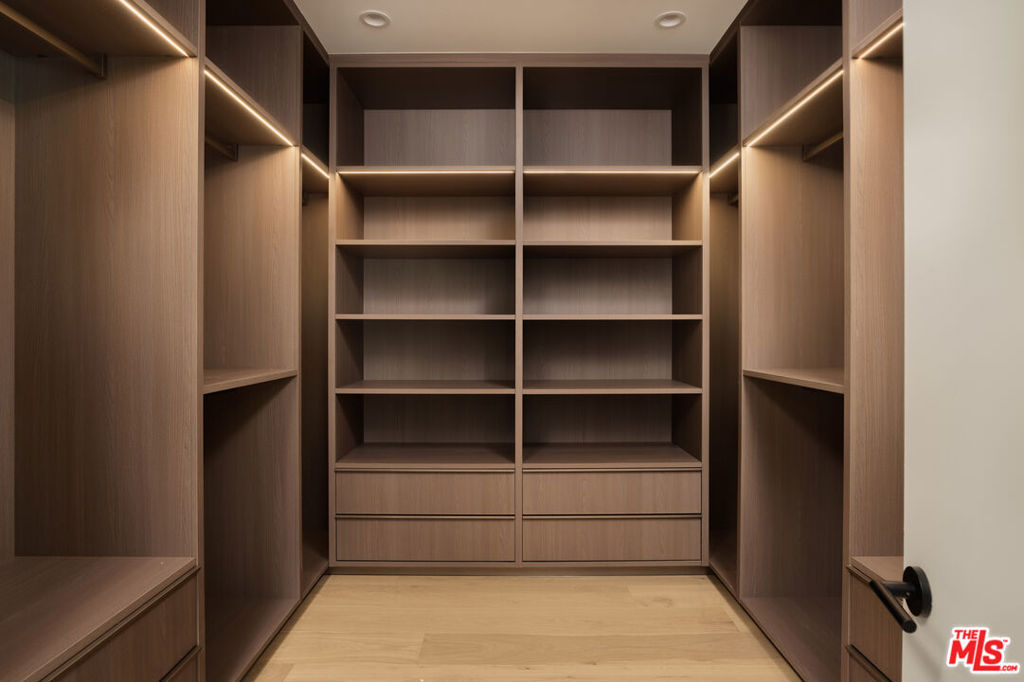 MLS #26856989 image #22