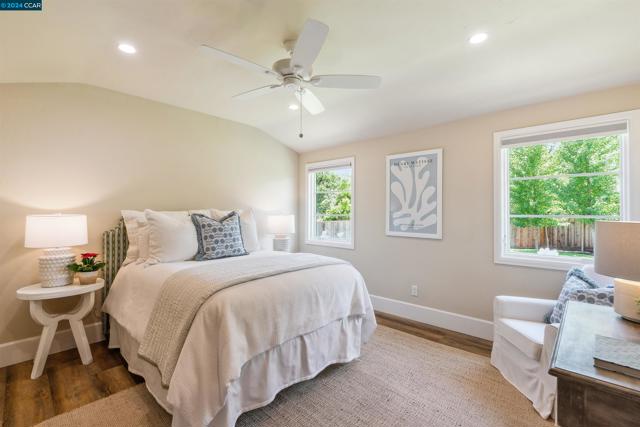 Image 34 of 42 For 850 Las Trampas Rd