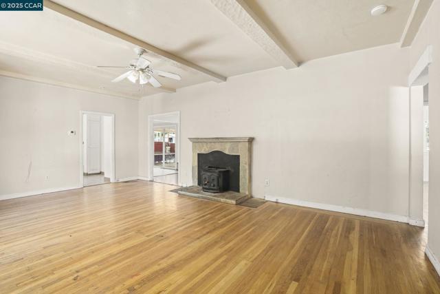 1561 Farm Bureau Rd, Concord CA: https://media.crmls.org/mediaz/35b9ffa6-ccb9-4be5-9e7d-b6b01c1384f3.jpg