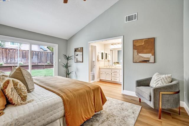 326 Fontaine Dr, Danville CA: https://media.crmls.org/mediaz/35ba2fbc-2254-4a78-b5a8-31f9df6a5170.jpg