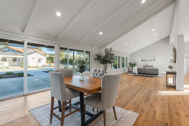 568 Bristol Avenue, Simi Valley CA: https://media.crmls.org/mediaz/35ba7d77-34e0-4601-9da3-98deedea38fd.jpg