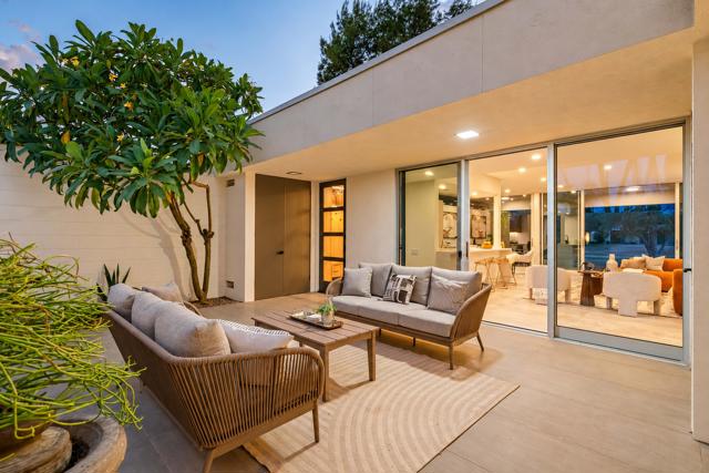 80 Lakeview Drive, Palm Springs, CA 92264