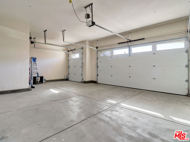 80240 Platinum Way, La Quinta CA: https://media.crmls.org/mediaz/35badd14-d0c8-43e5-a7df-ba34a3d77b80.jpg