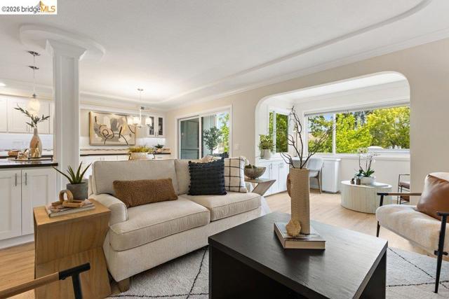 1156 Running Springs Rd., Walnut Creek CA: https://media.crmls.org/mediaz/35bafdf6-3c7f-452f-856c-b6a72ff529fe.jpg