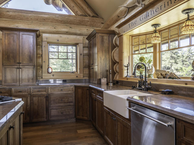 61072 Devils Ladder Road, Mountain Center CA: https://media.crmls.org/mediaz/35bb5f82-0a8c-435f-8a26-deda3276ffd1.jpg