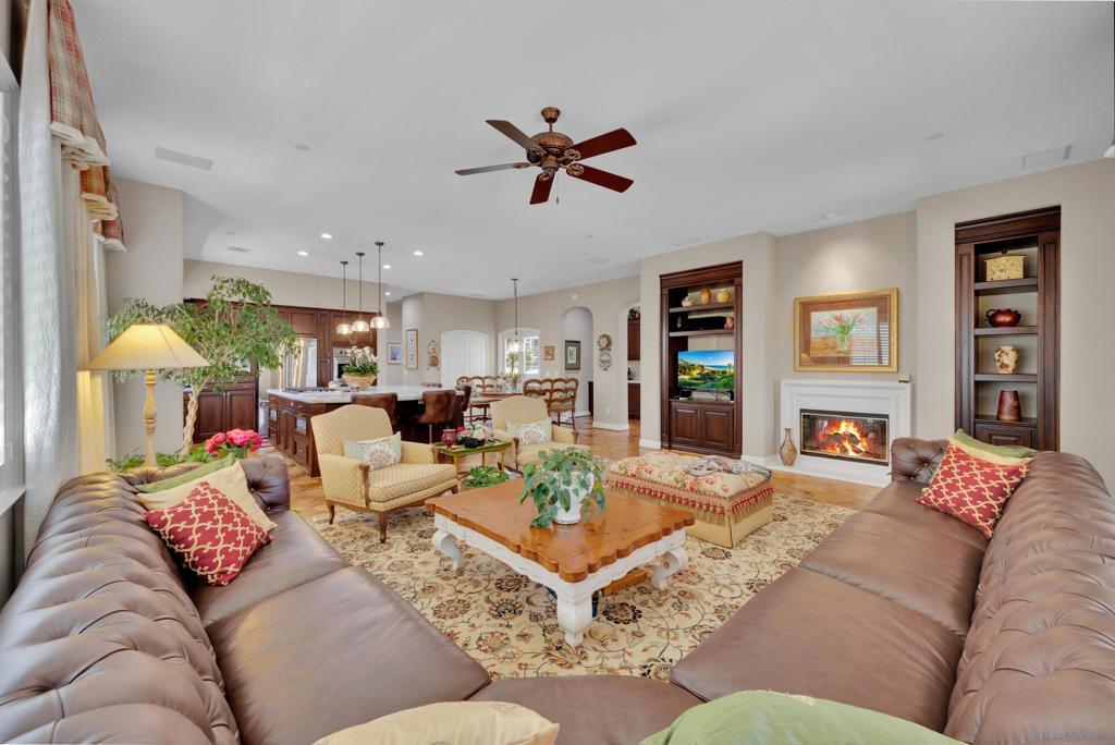 MLS #250027889SD image #61