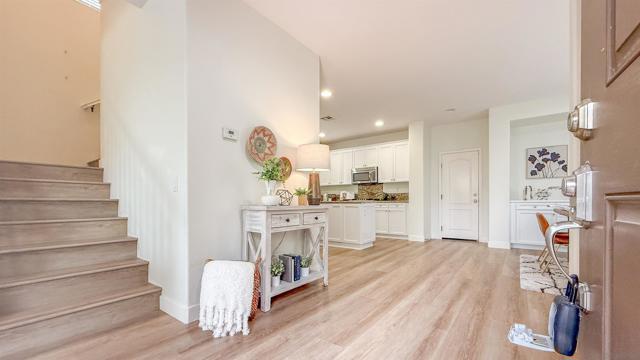 15701 Concord Ridge Ter, San Diego CA: https://media.crmls.org/mediaz/35bbc696-bd51-460f-a190-b5a0658716cb.jpg