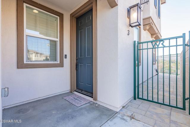 263 Morro Way, Simi Valley CA: https://media.crmls.org/mediaz/35bc251f-8ce2-444f-89e0-78990c9f529d.jpg
