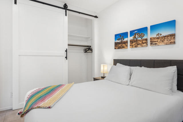 61004 Prescott Trail, Joshua Tree CA: https://media.crmls.org/mediaz/35bccce3-b017-4dff-8520-32cb79c1a733.jpg