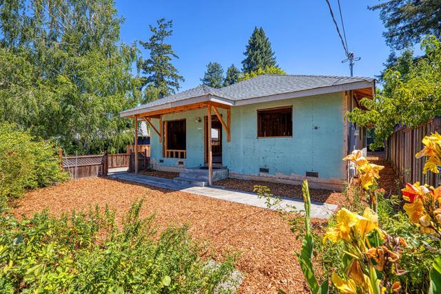 243 Ada Avenue, Felton CA: https://media.crmls.org/mediaz/35bd3ec5-edfe-4495-93b3-3172648b3548.jpg