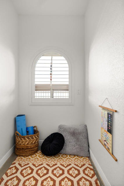 6207 Red Bluff Avenue, Yucca Valley CA: https://media.crmls.org/mediaz/35bd8a3b-6a9b-40d4-854e-d4103063b89d.jpg