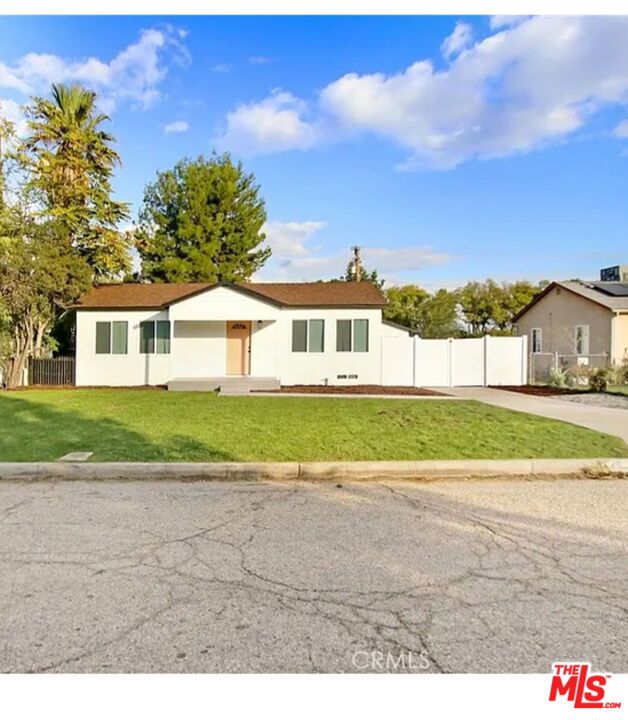 4555 Acacia Avenue