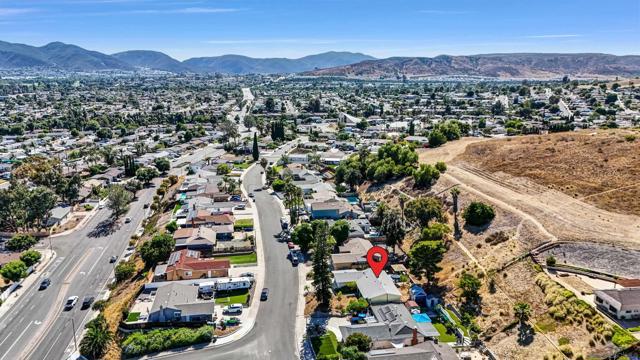 9684 LUTHERAN WAY, Santee CA: https://media.crmls.org/mediaz/35be9f78-ae48-419c-b0c2-5d3464373a78.jpg
