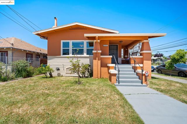 1547 68Th Ave, Oakland CA: https://media.crmls.org/mediaz/35beb697-df4c-46fc-950a-4c76fe8dbbdb.jpg