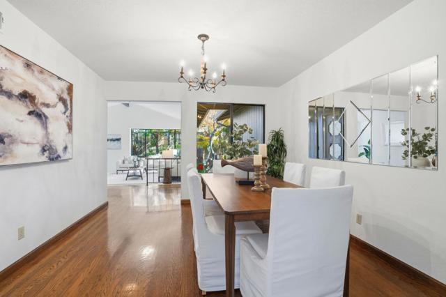 1190 Flying Fish Street, Foster City CA: https://media.crmls.org/mediaz/35bed3ae-3c9c-4181-8d51-51718d36a651.jpg