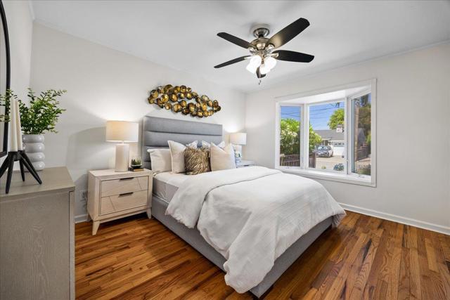 820 Eighth Avenue, Redwood City CA: https://media.crmls.org/mediaz/35c02c13-d473-48d8-9eac-a1db79384054.jpg