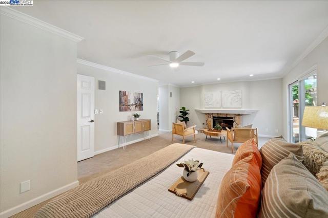 3284 Omega Cir, Pleasanton CA: https://media.crmls.org/mediaz/35c11b47-2159-4395-bc51-0e19e4a48908.jpg