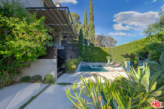 8573 Appian Way, Los Angeles CA: https://media.crmls.org/mediaz/35c12200-cfc7-4790-bb30-749d0f9be58a.jpg