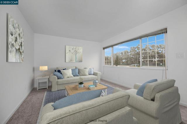 328 Norman Ave, Concord CA: https://media.crmls.org/mediaz/35c1b39c-506d-48c4-92c3-296a0c54ee1b.jpg