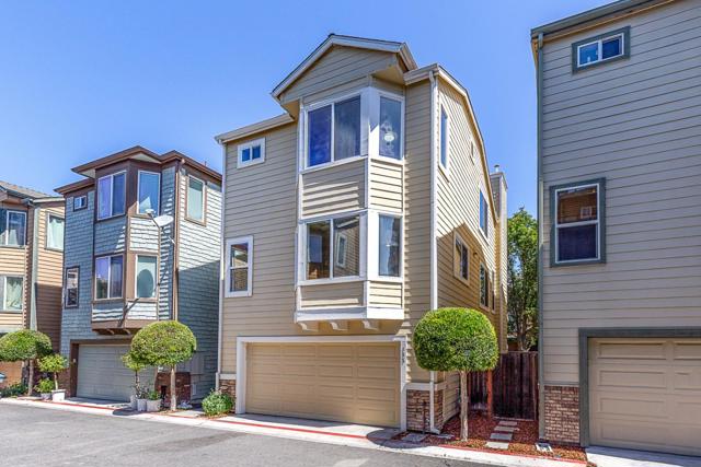 185 Hamwood Terrace, Mountain View CA: https://media.crmls.org/mediaz/35c21665-a496-4a1b-9fde-bfb4809850eb.jpg