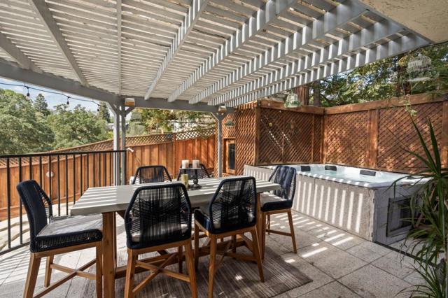 3 Saint Louis Lane, Pleasant Hill CA: https://media.crmls.org/mediaz/35c25a26-3d52-4091-b608-f561aae015f4.jpg