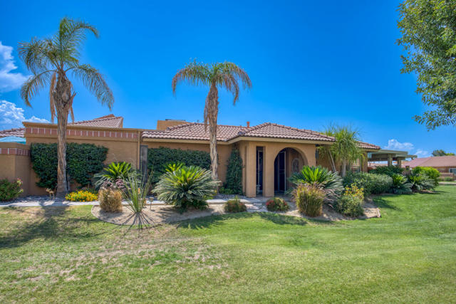 82208 Cochran Drive, Indio CA: https://media.crmls.org/mediaz/35c37760-581c-4d3e-a3fc-4ad499a23ad1.jpg