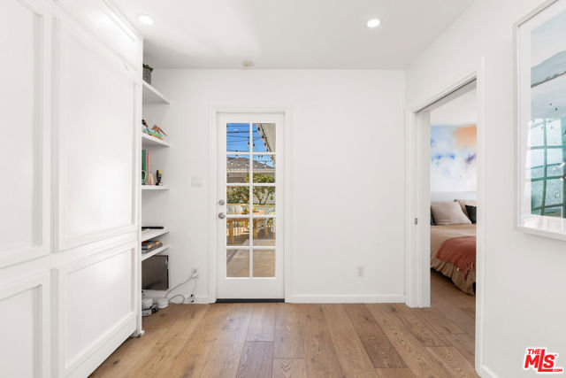 Bonus Room- remove Murphey Bed Bonus Room- remove Murphey Bed