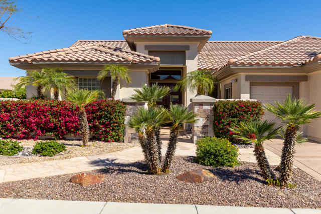 78210 Gray Hawk Drive, Palm Desert CA: https://media.crmls.org/mediaz/35c88bee-4956-4770-92a1-180fdc91606c.jpg