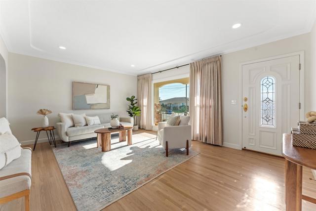 Detail Gallery Image 8 of 53 For 181 Corte Maria Ave, Chula Vista,  CA 91910 - 3 Beds | 2 Baths