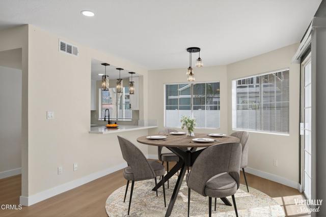 Detail Gallery Image 7 of 25 For 1948 Rory Ln #5,  Simi Valley,  CA 93063 - 2 Beds | 2/1 Baths