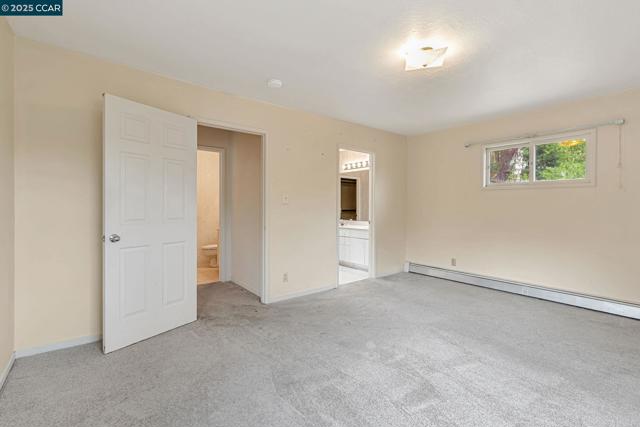 2435 Lunada Ln, Alamo CA: https://media.crmls.org/mediaz/35cad1ea-1d68-410f-985c-b3e04f27a755.jpg