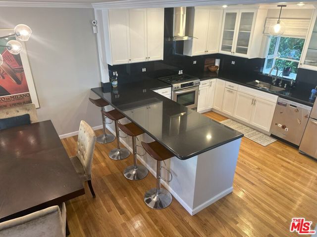 11662 Iowa Avenue, Los Angeles CA: https://media.crmls.org/mediaz/35cc1c28-fcd8-4b8f-bf4d-216fc0a5538f.jpg