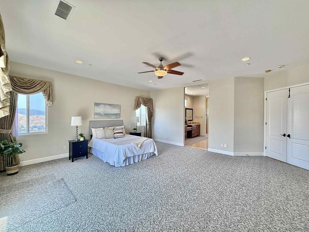 MLS #250028419SD image #24