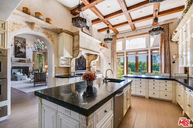 Drew Fenton | 1550 Amalfi Drive Pacific Palisades CA | MLS: 7401931