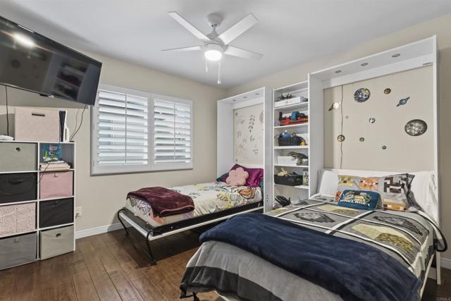 1209 Morgan Hill Drive, Chula Vista CA: https://media.crmls.org/mediaz/35ce26fc-ff4c-4b32-bea5-0f42b1e48fa7.jpg