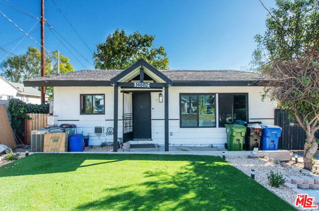 14682 Cobalt Street, Sylmar CA: https://media.crmls.org/mediaz/35ce7513-b724-450d-891b-96bb27531ec8.jpg