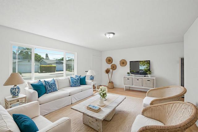 Detail Gallery Image 2 of 37 For 6518 Tanglewood Rd, San Diego,  CA 92111 - 3 Beds | 1 Baths
