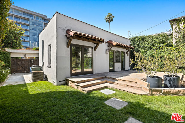 8901 Rosewood Avenue, West Hollywood, CA 90048 Listing Photo  25