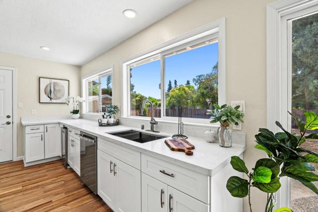 14510 Blossom Hill Road, Los Gatos CA: https://media.crmls.org/mediaz/35d14f79-def0-41cf-a411-4e60bd26f209.jpg
