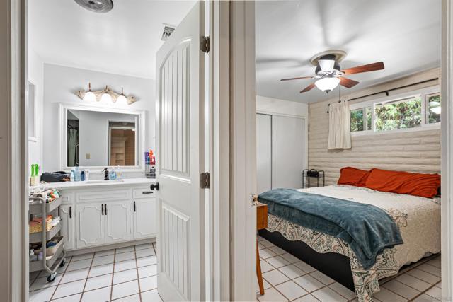 4201 Avenida Gregory, Spring Valley CA: https://media.crmls.org/mediaz/35d1c774-3d3b-463c-aa6b-6f355249a877.jpg