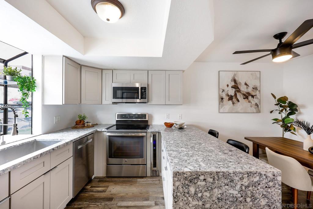 440 Citracado Parkway - photo 9