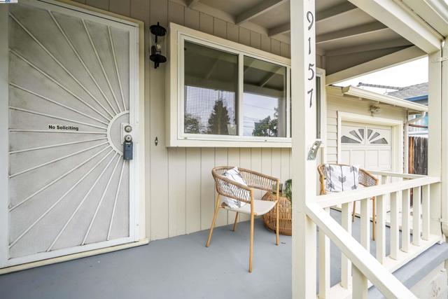 19157 San Miguel Ave, Castro Valley CA: https://media.crmls.org/mediaz/35d216ea-1a53-4431-8306-1efdcaebd1db.jpg